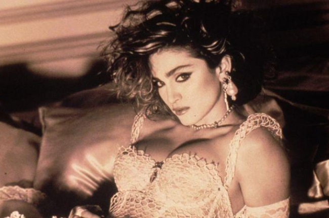 Madonna, en la portada de Like a virgin.-RPE