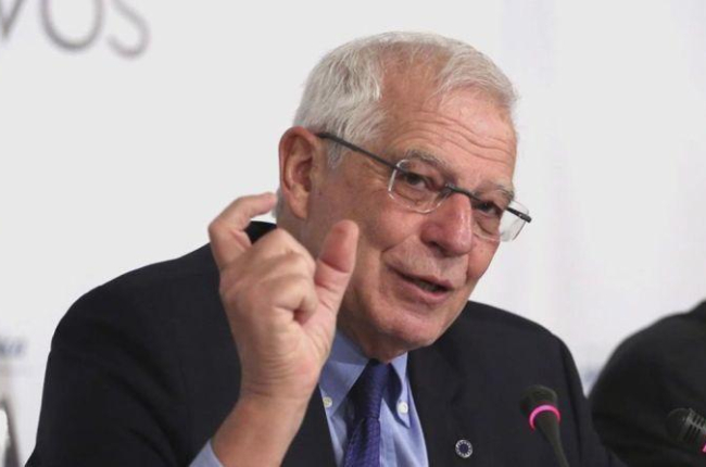 El ministro de Asuntos Exteriores, Josep Borrell, en Madrid.-DAVID CASTRO