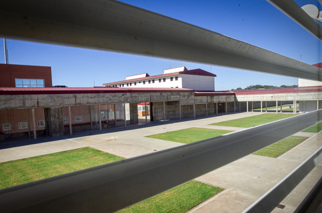 Patio interior de la nueva Carcel de Soria - MARIO TEJEDOR (54)