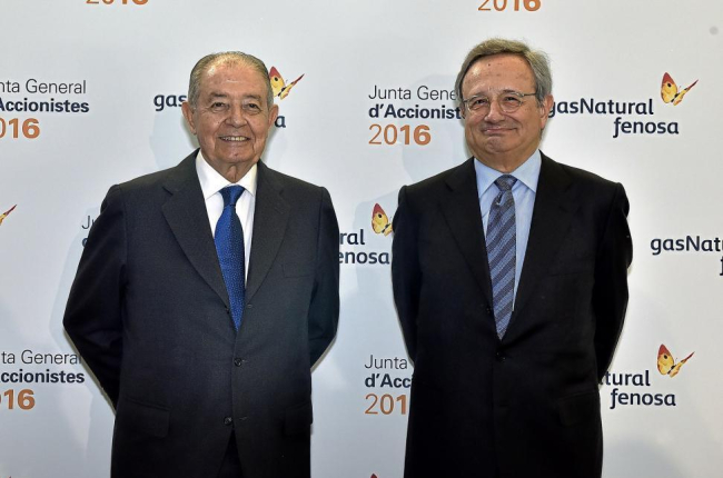 Salvador Gabarró y Rafael Villaeca, durante la celebración de la junta de accionistas de Gas Natural Fenosa.-EL MUNDO