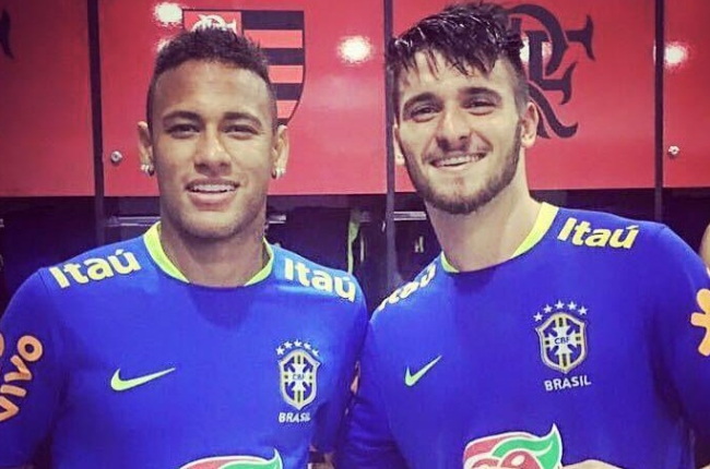 Bonaldo junto a Neymar en la Olímpica de Brasil. CD Numancia
