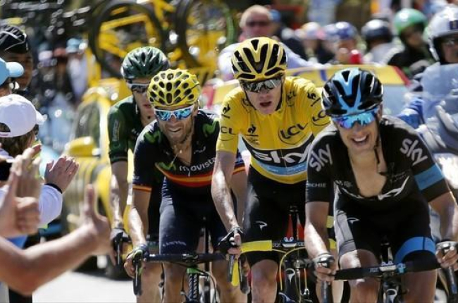 Valverde, Froome y Porte, en la etapa de Alpe d'Huez del último Tour.-EFE / KIM LUDBROOK