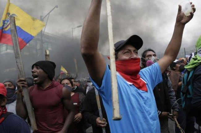 Protestas de grupos indígenas en Ecuador.-AP