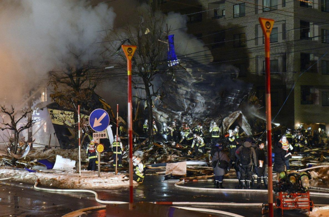 Restos de la explosión causada en Sapporo-JIJI PRESS