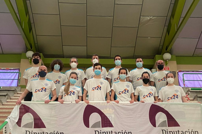 El equipo del Club Bádminton Soria que defiende la participación en Primera División Nacional. HDS