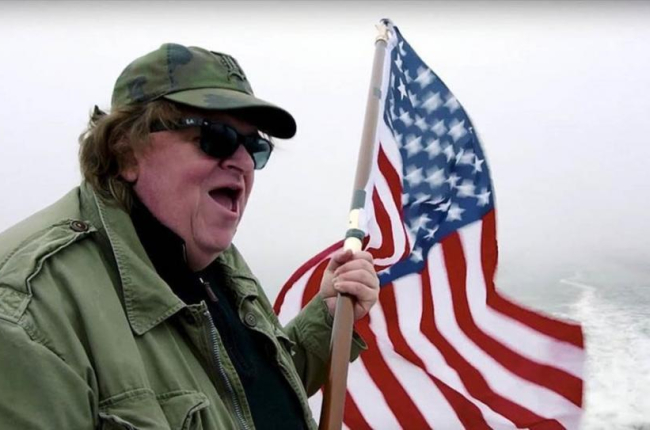 Michael Moore en una imagen de su documental '¿Qué invadimos ahora?', estrenado en el 2015.-