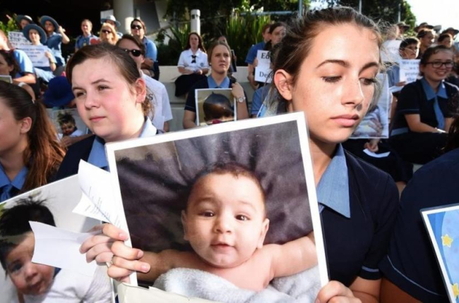 Protesta en Brisbane por el trato que reciben los menores en el centro de internamiento de Nauru.-