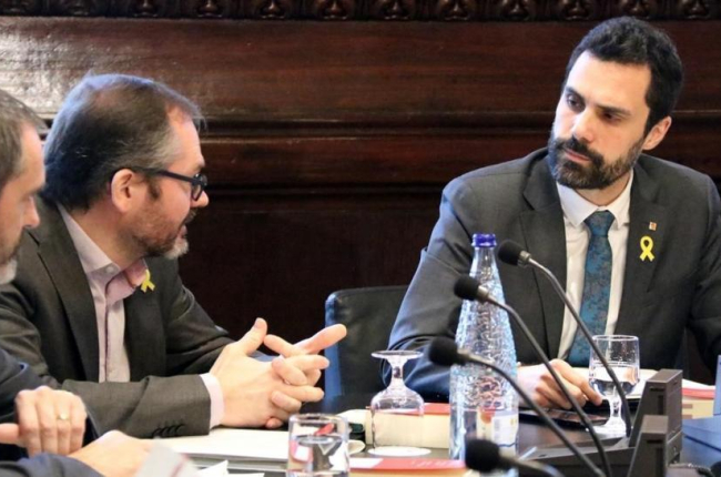 Ferran Torrent, presidente del Parlament, durante la reunión de la Mesa.-/ NURIA JULIÀ (ACN)