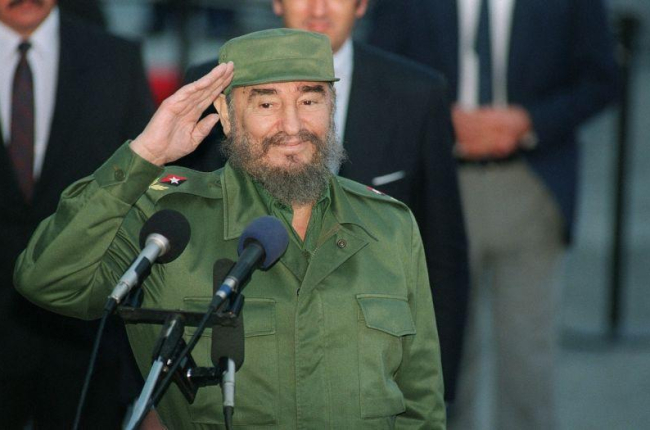 Fidel Castro, en una imagen de octubre de 1995.-AFP / DANIEL LUNA