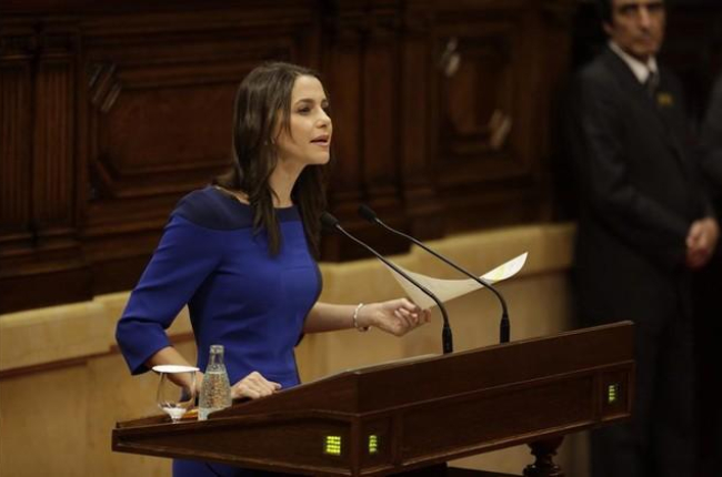 La candidata de Ciutadans, Inés Arrimadas, durante el debate de investidura del Parlament.-