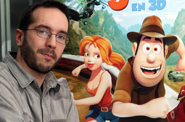 El realizador de cortos de animacion Enrique Gato junto a 'su' Tadeo Jones. HDS