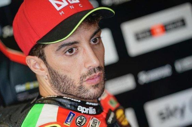 El piloto italiano Andrea Iannone, de 30 años, oficial de la fábrica italiana Aprilia.-APRILIA RACING TEAM GRESINI