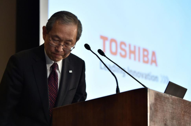 Satoshi Tsunakawa, presidente de Toshiba, este 14 de marzo del 2017.-KAZUHIRO NOGI