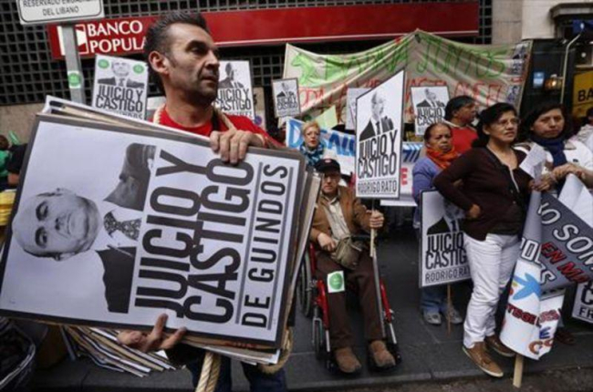 Manifestación de protesta de los afectados por las hipotecas celebrada en Madrid en el 2013.-ARCHIVO / JUAN MANUEL PRATS