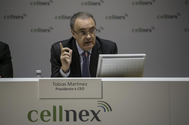Las filiales españolas de Cellnex, Tradia y Retevisión, se dedican a la gestión de la red de televisión terrestre y tienen una plantilla de unos 1.200 empleados.-JOAN CORTADELLAS