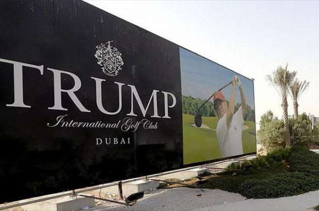 Cartel promocional del campo de golf de Donald Trump en Dubai.-CNN