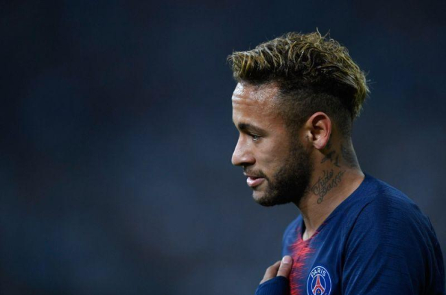 Neymar, con la camiseta del PSG.-AFP