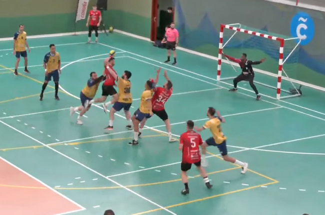 El BM Soria ganaba a Cajasur sobre la bocina con una remontada imposible. HDS