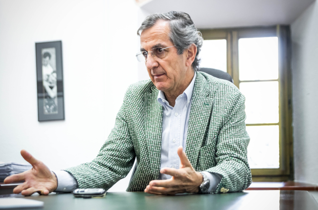 Alberto Caballero, director del Instituto de Ciencias de la Salud.