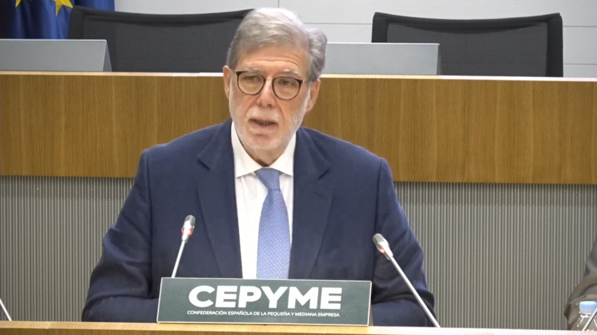 Santiago Aparicio, presidente de FOES y de CEOE Castilla y León, interviene en el encuentro de Cepyme.