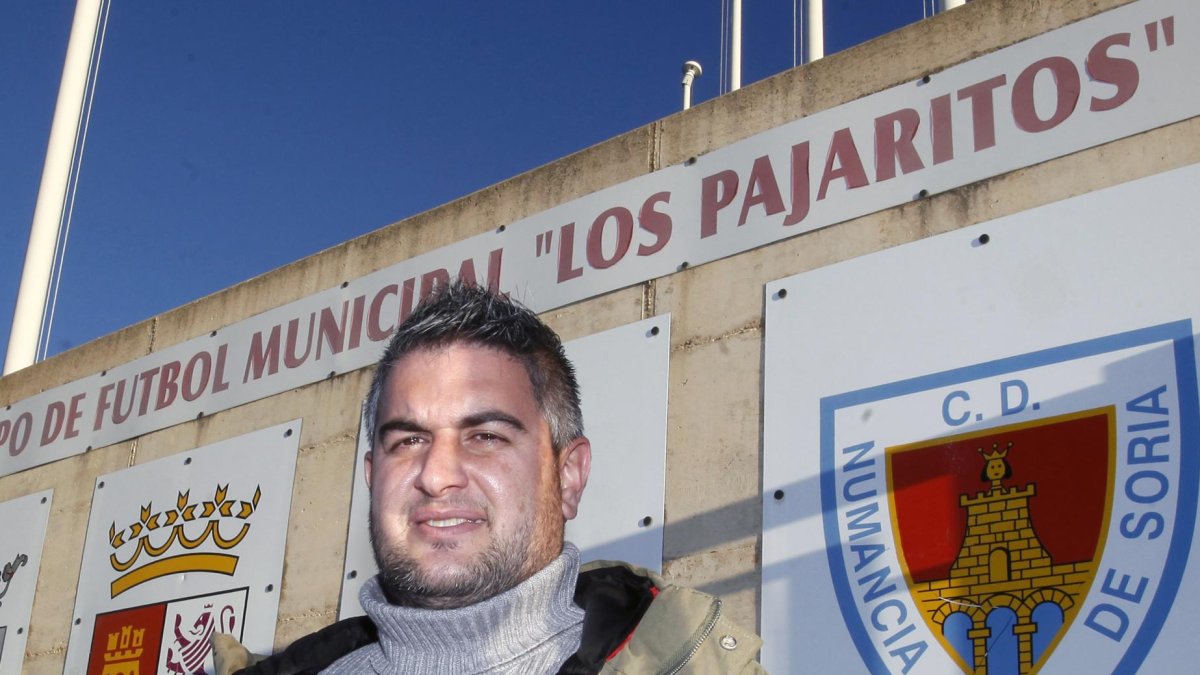 El director deportivo del Numancia, Álex Huerta.