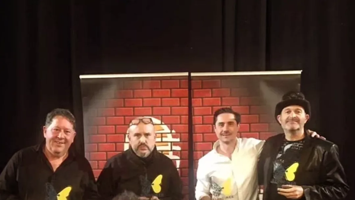 Integrantes del Club de la Chistera durante su actuación a beneficio de Alzheimer Soria.
