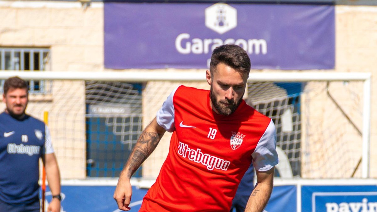 Ballarín en un entrenamiento con el Utebo.