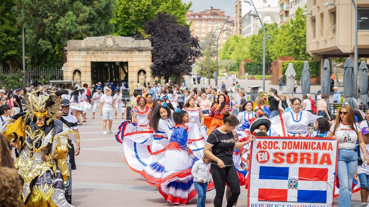 Una gran celebración con bailes, música, gastronomía y tradiciones.