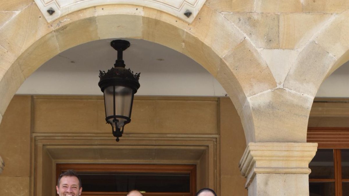 Los integrantes del Club Kickboxing Soria fueron recibidos en el Ayuntamiento.
