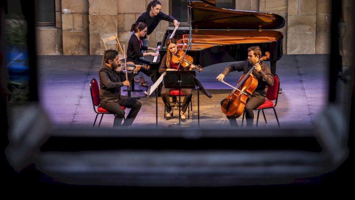 Cuarteto de música de cámara en el Instituto Antonio Machado