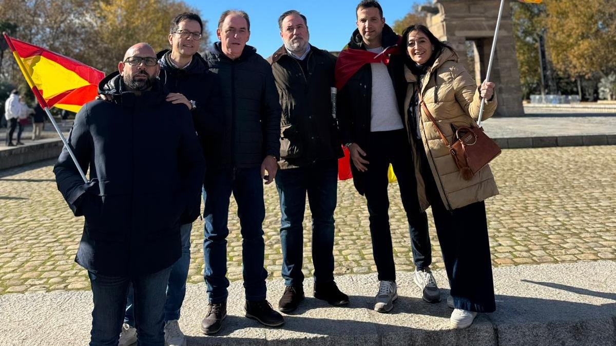 Los líderes del PP de Soria en la manifestación de ayer en Madrid.