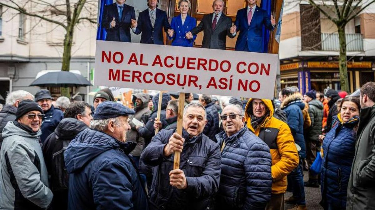 Los participantes clamaron contra el acuerdo Mercosur