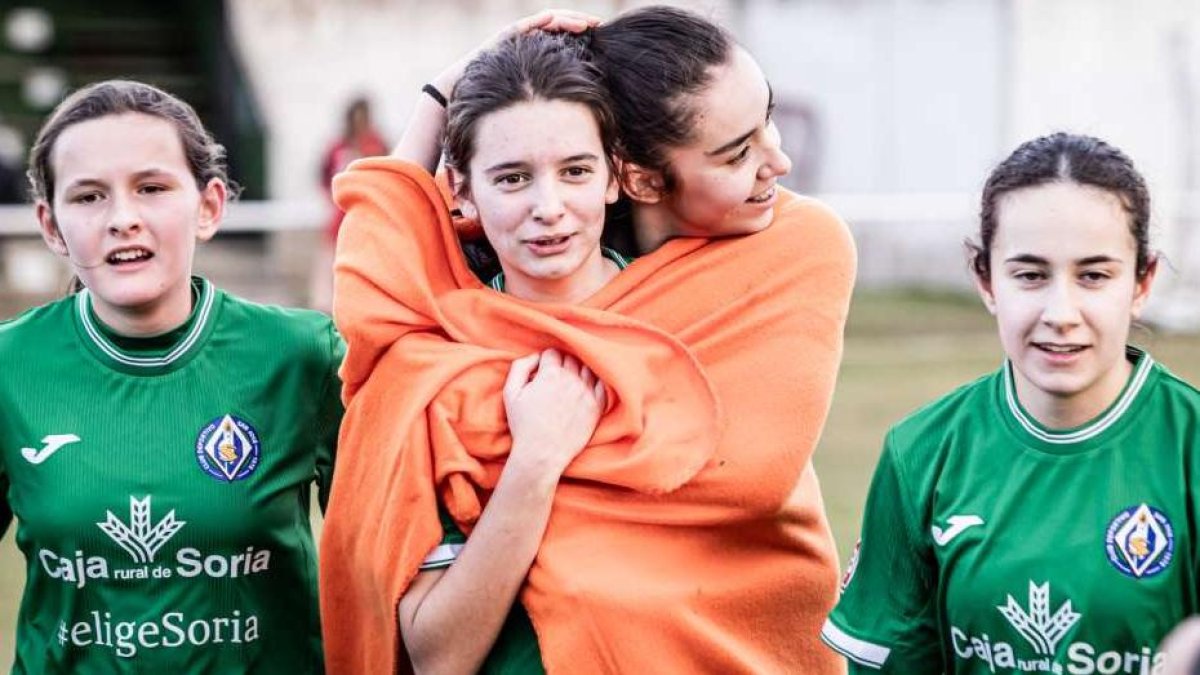 Las colegiales rompen una racha de dos derrotas consecutivas