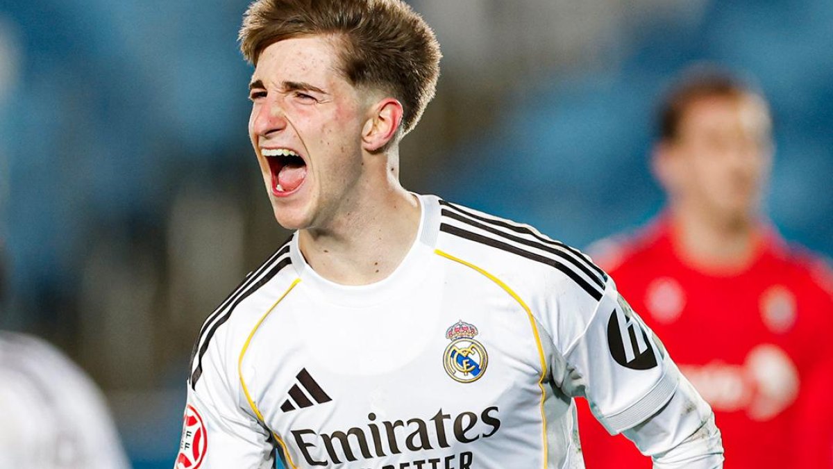 César Palacios debuta con el Madrid en la Liga de Campeones.