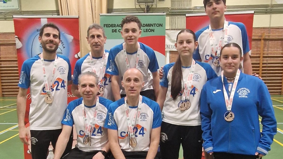 Algunos de los medallistas sorianos en la cita regional.