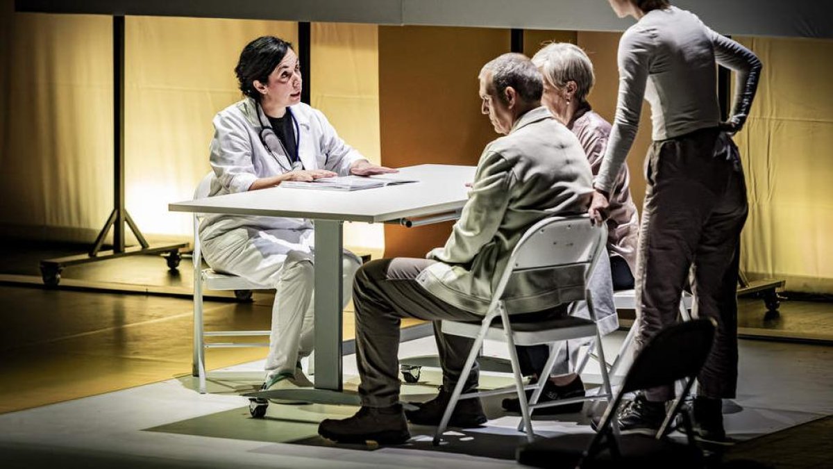 Ni flores ni funeral ni cenizas ni tantán, una obra de teatro sobre los cuidados paliativos