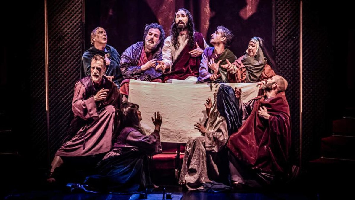 Una obra de teatro inspirada en los desfiles de Semana Santa