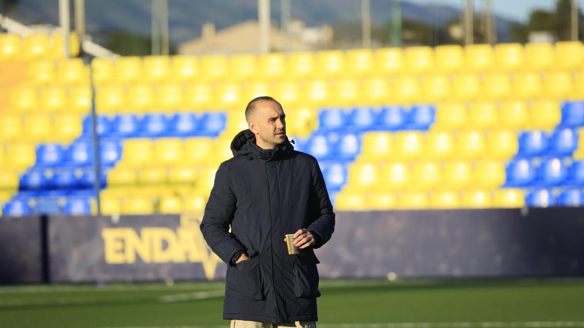 Míchel Sanz era uno de los nombres encima de la mesa para suplir a Álex Huerta.
