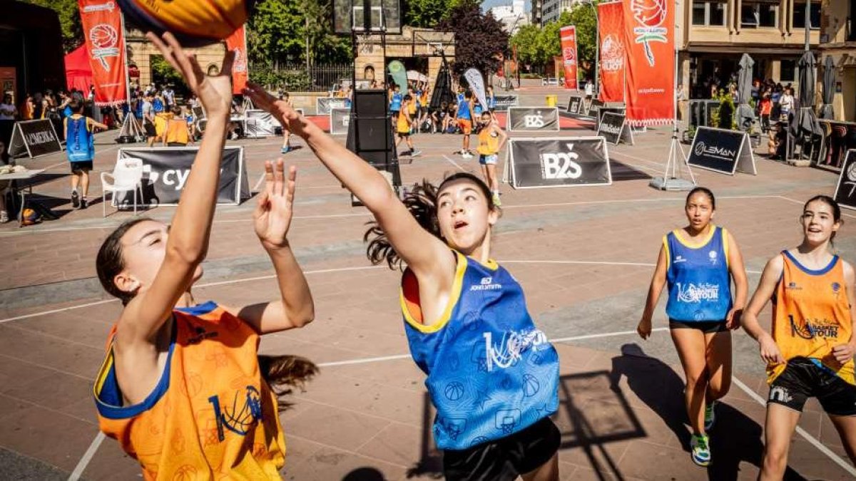3x3 Street Basket Tour