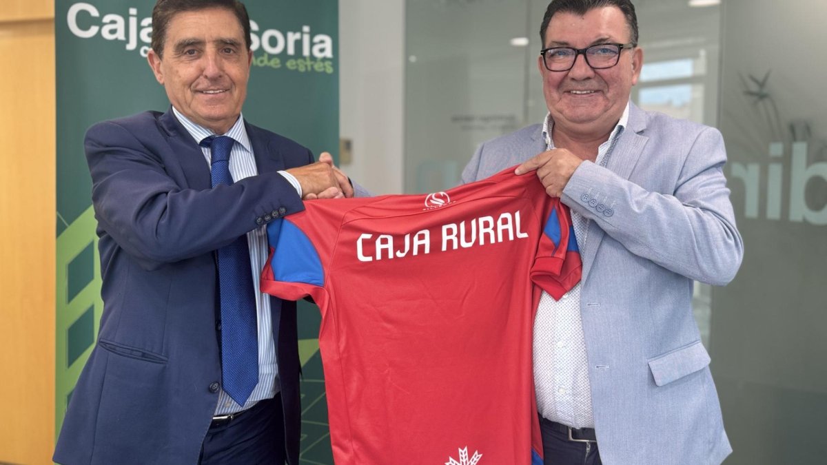 Carlos Martínez y Patricio de Pedro firmaron la renovación del convenio.