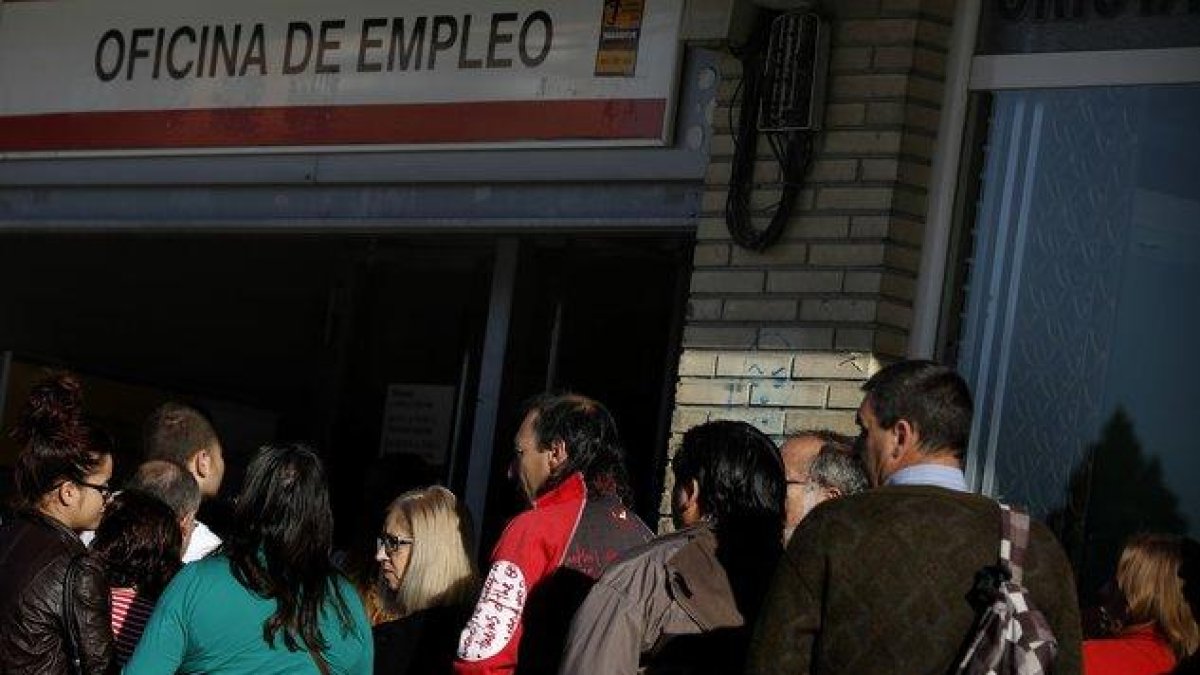 Oficina de empleo en Madrid.-JOSÉ LUIS ROCA