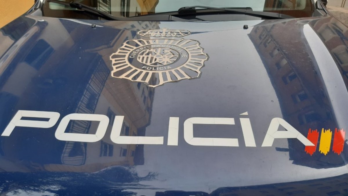 Vehículo de la Policía Nacional. HDS