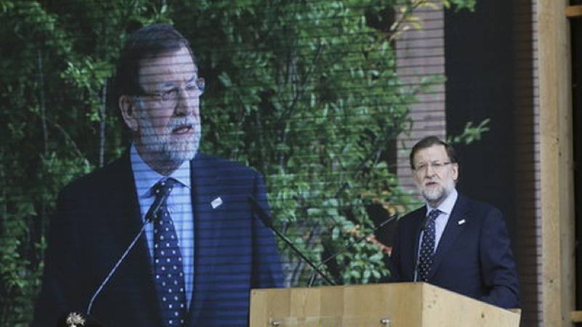 Rajoy, este lunes, durante la visita que ha hecho a la Expo de Milán, al celebrarse en esta muestra el Día de España.-Foto: ALBERTO MARTÍN