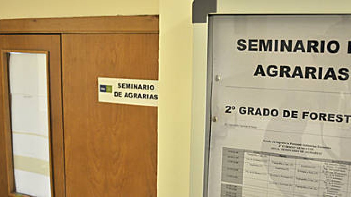 Instalaciones ayer de la Escuela de Ingenierías Agrarias. / V. G. -