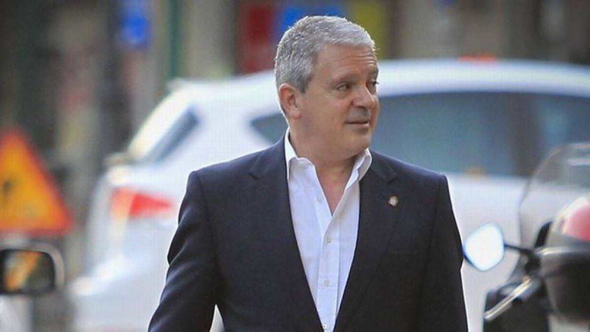 El considerado número dos de la trama 'Gürtel', Pablo Crespo, a su llegada el martes al TSJCV.-Foto: MIGUEL LORENZO
