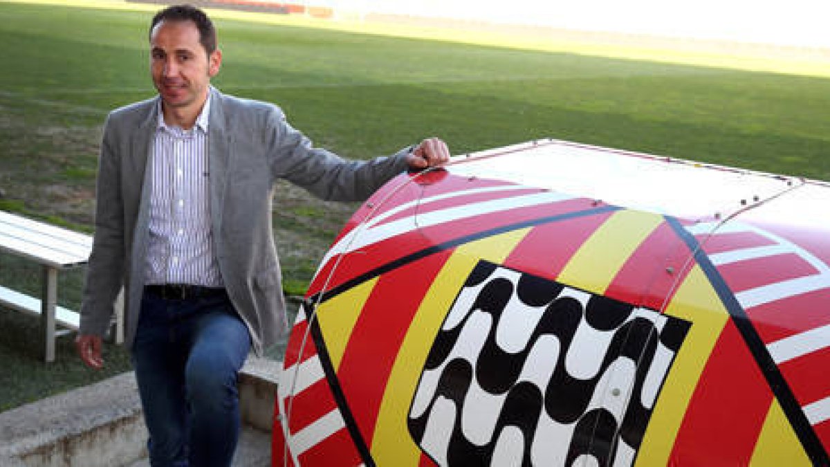 El técnico soriano Pablo Machín durante su presentación como técnico del Girona. / EL 9 SPORTIU-