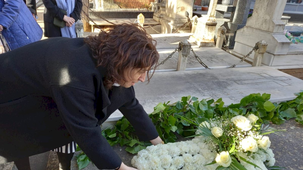 Homenaje a Pilar Bellosillo en El Espino.-HDS
