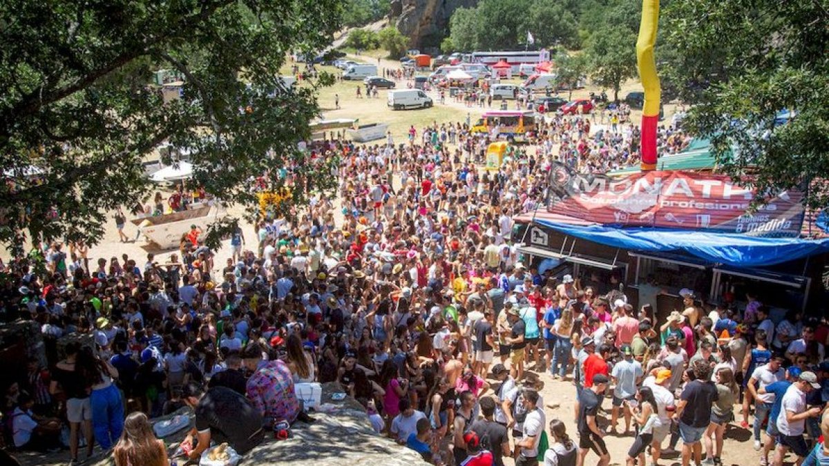 Imagen del festejo de La Compra el domingo. MARIO TEJEDOR