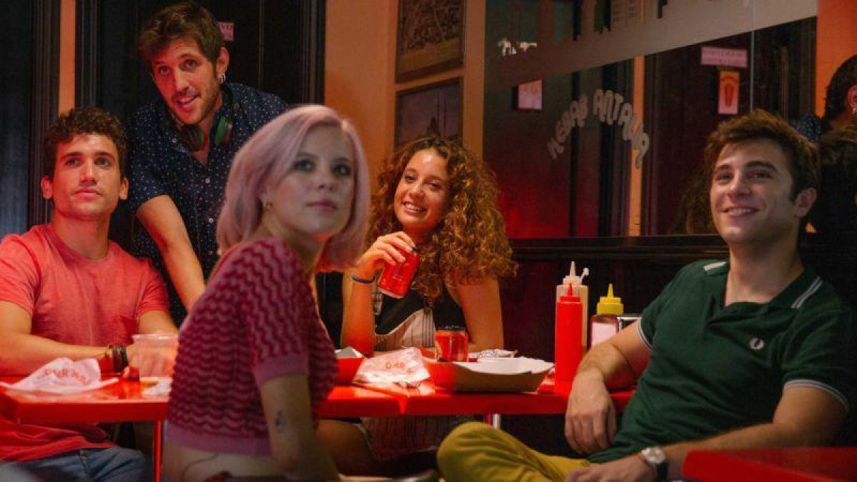 Rodaje de ¿A quién te llevarías a una isla desierta?.-EL PERIÓDICO