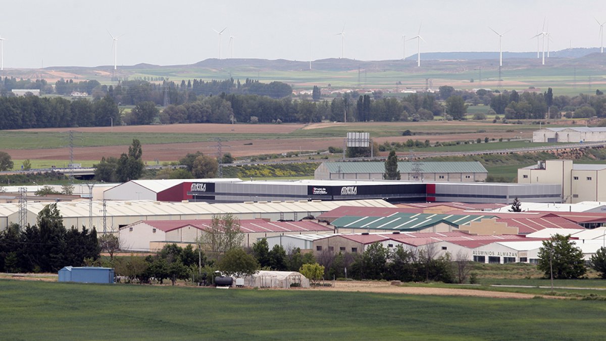 Polígono industrial en Almazán.-MARIO TEJEDOR